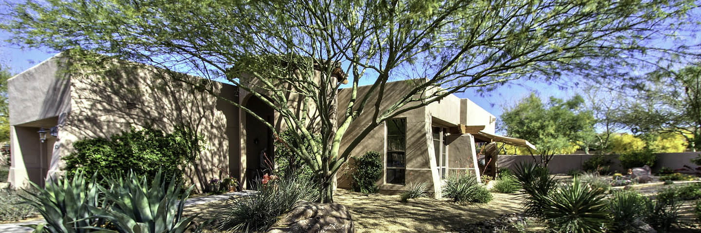 An outdoor space at Vi at Grayhawk.