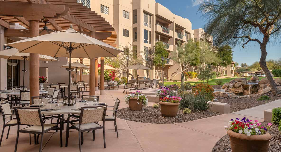 Vi at Grayhawk outdoor patio. 