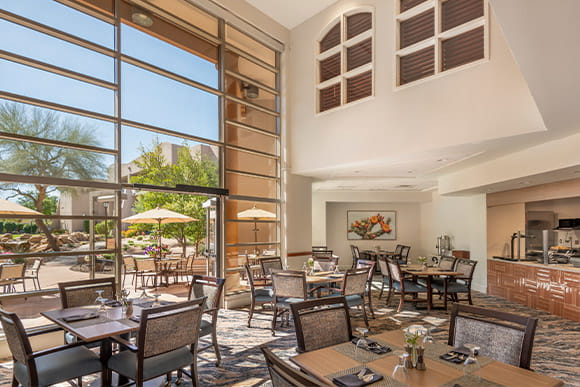 Vi at Grayhawk cafe. 