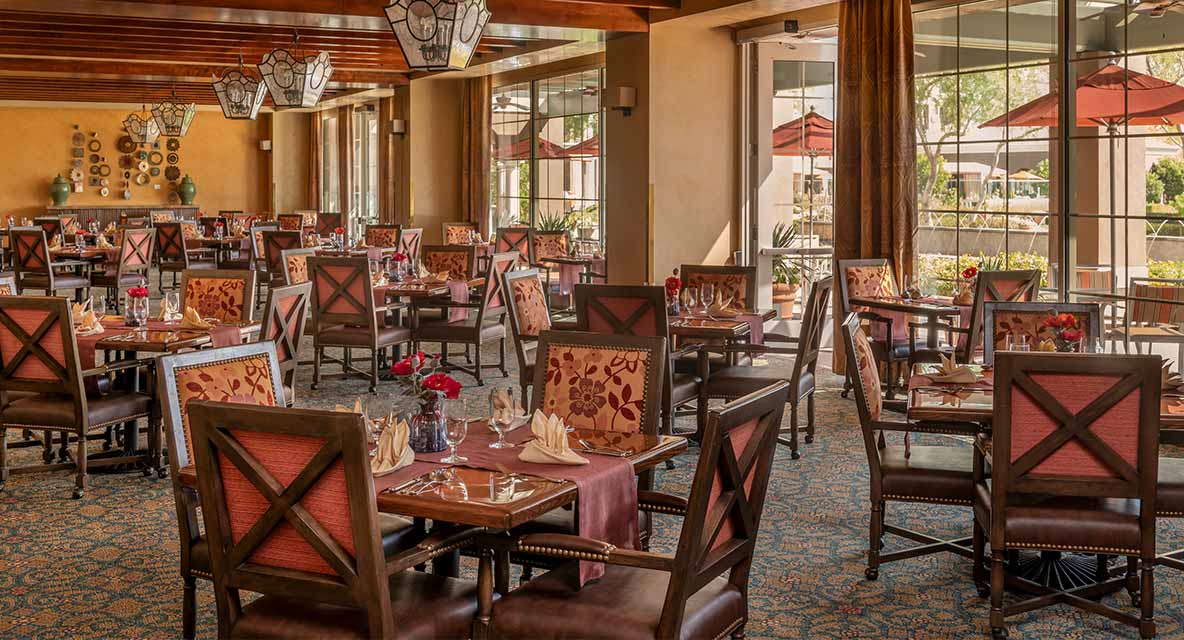 Vi at Silverstone dining room.