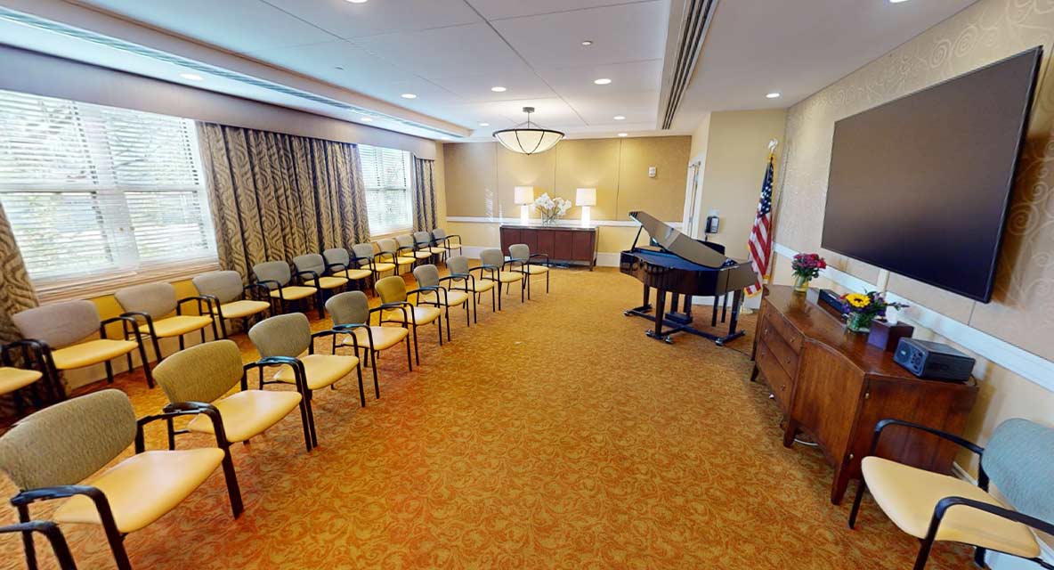 Vi at Silverstone - Care Center Activity Room