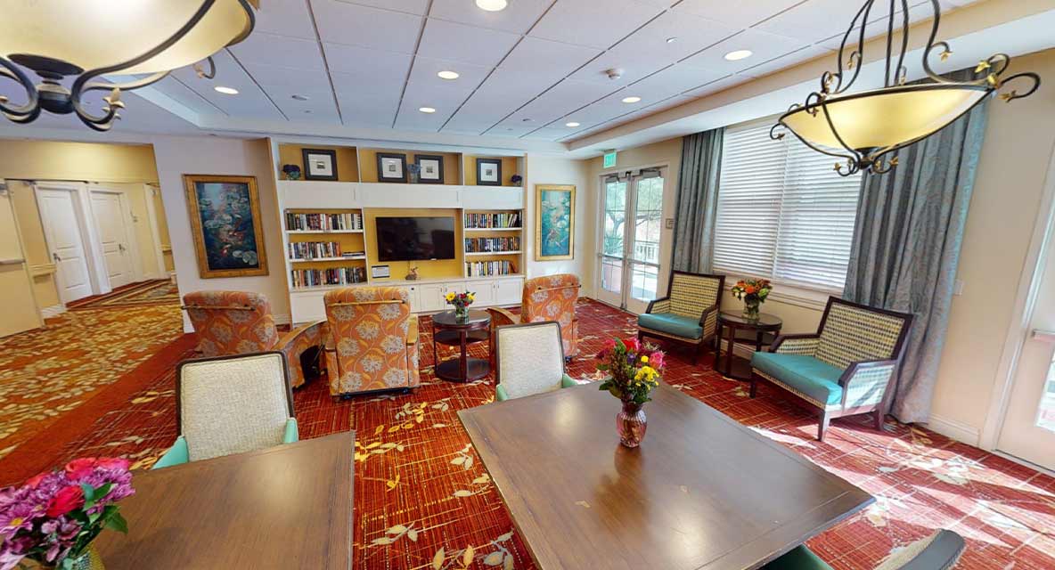 Vi at Silverstone - Skilled Nursing Facility Living Room