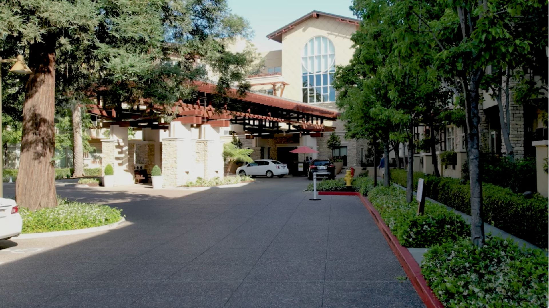 Vi at Palo Alto exterior.