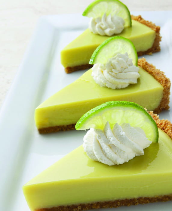 A plate of key lime pie. 