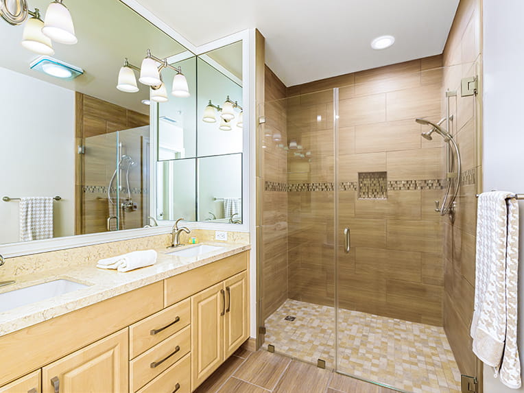Sonoma - 1092 square feet - 1 Bed, 1.5 Bath + Den kitchen. 