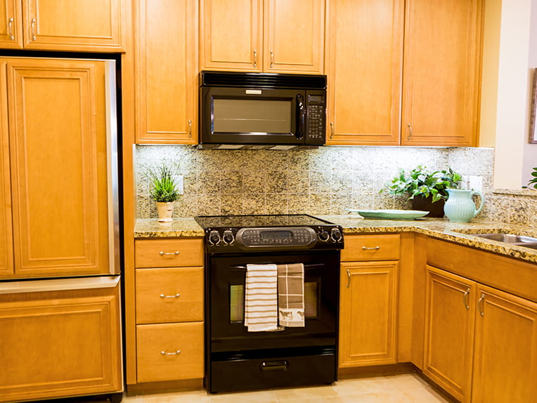 Mendocino - 928 square feet - 1 Bed, 1 Bath kitchen. 