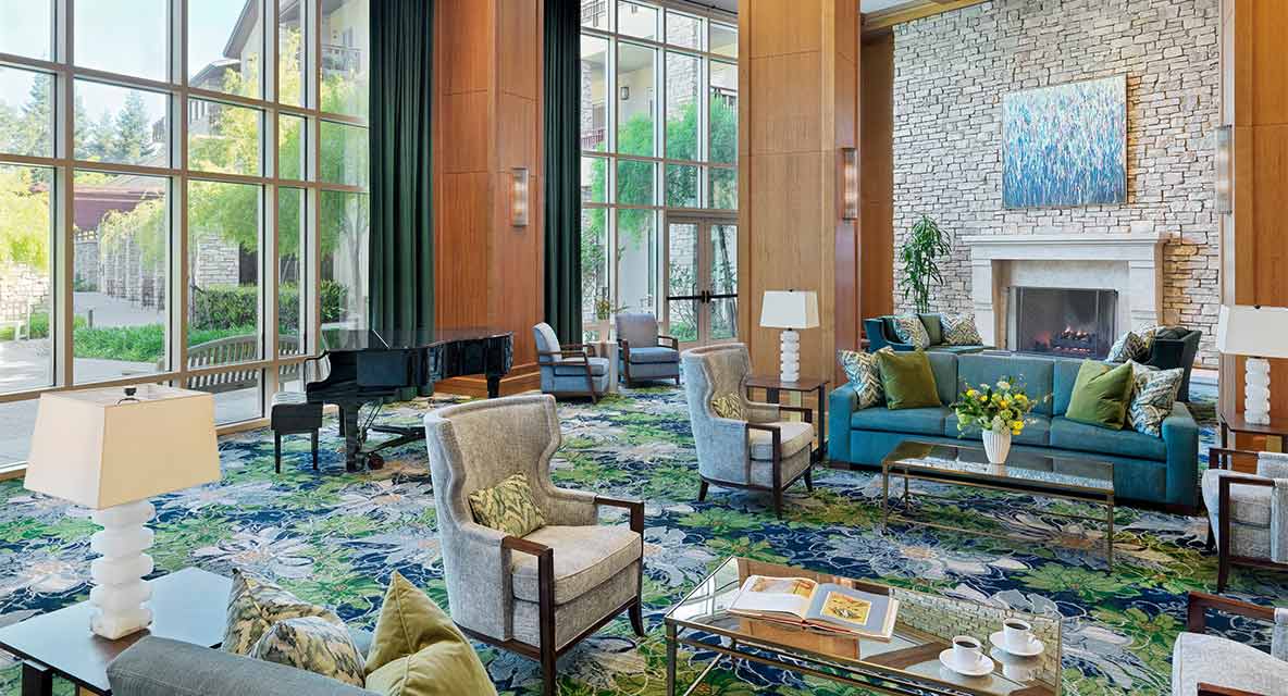 Vi at Palo Alto grand living room. 