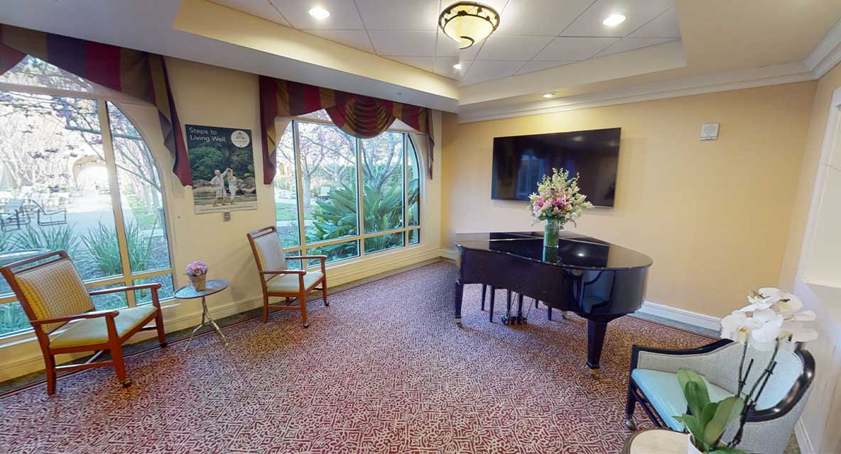 Grand Salon - Vi at Palo Alto Care Center