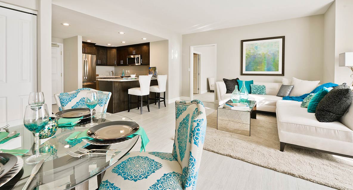 Vi at La Jolla Village living room. 