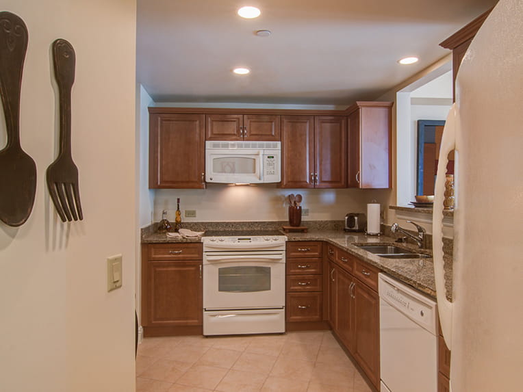 Wolf Creek - 1104 square feet - 1 Bed, 1.5 Bath + Den