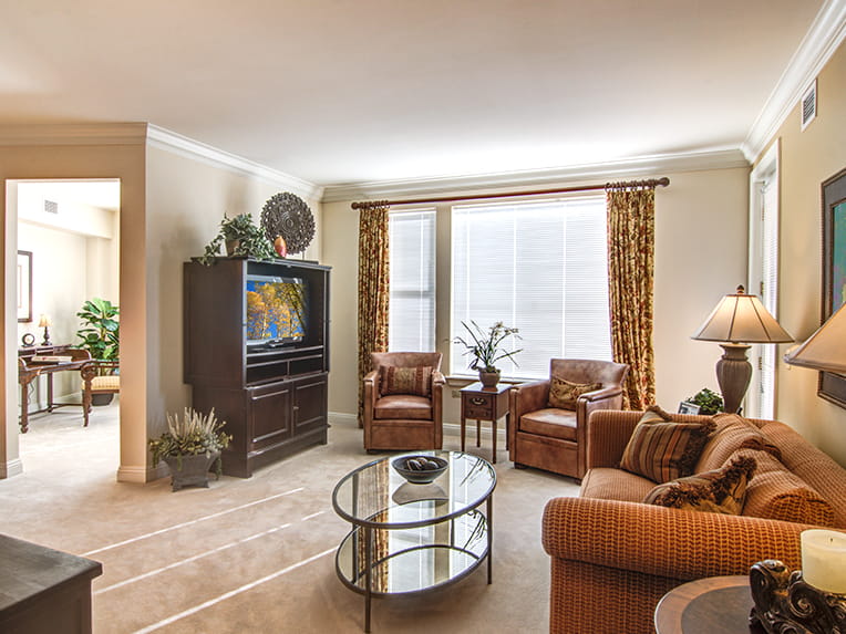 Wolf Creek - 1104 square feet - 1 Bed, 1.5 Bath + Den