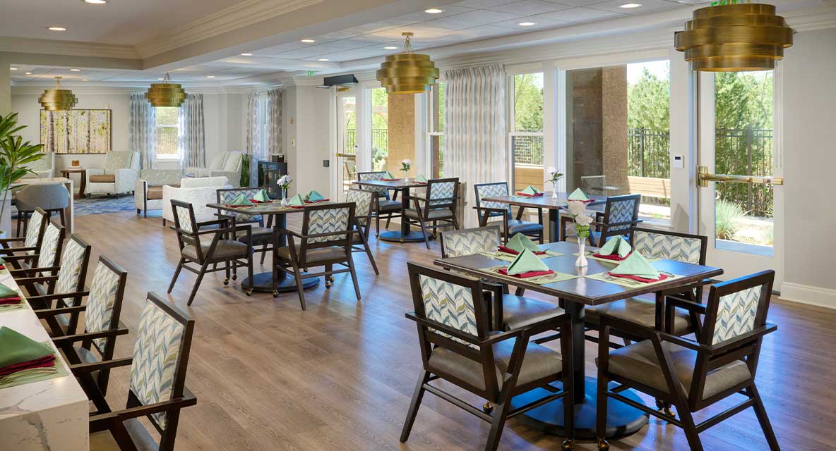 Vi at Highlands Ranch care center canvas dining room. 
