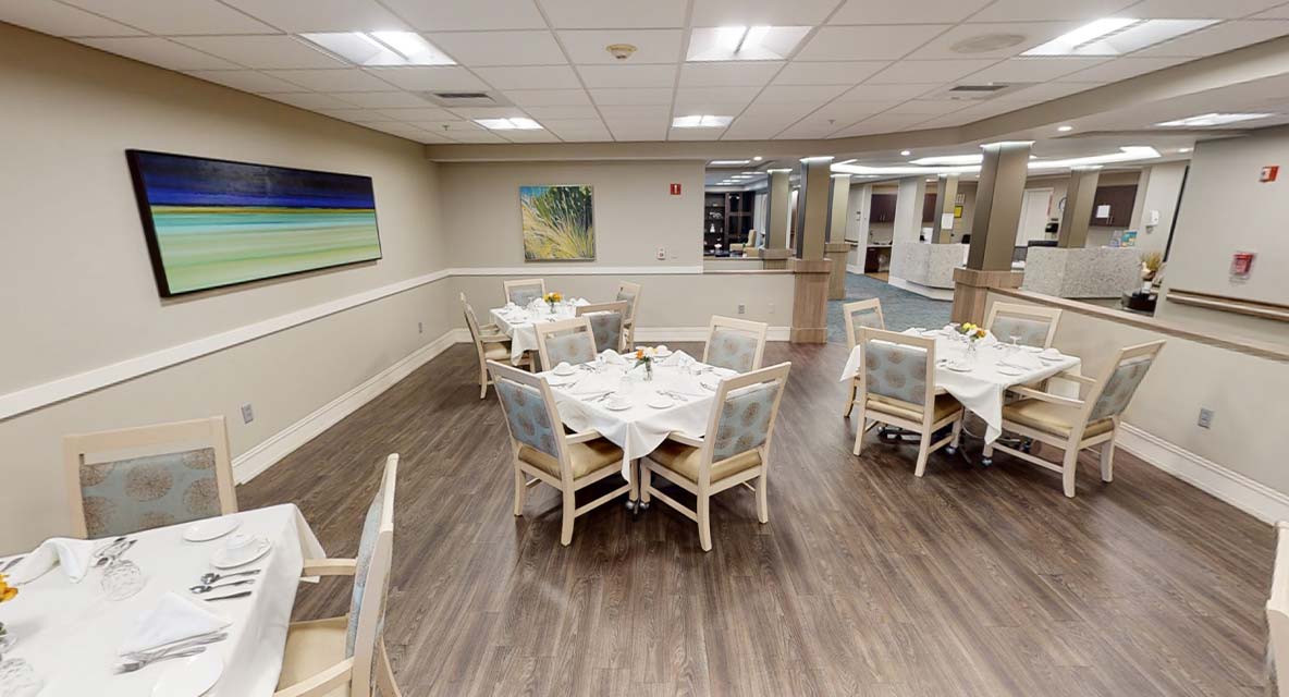 Memory Support Dining - Vi at Lakeside Village Care Center 