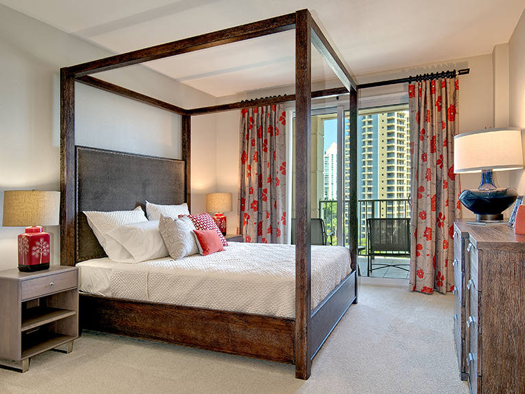 Picasso - 1143 square feet - 1 Bed, 1.5 Bath + Den