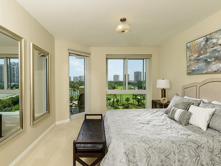 Rembrandt - 1728 square feet - 2 Bed, 2.5 Bath + Den