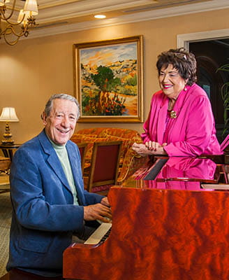 Vi at Aventura Residents Continue to Share a Life of Music