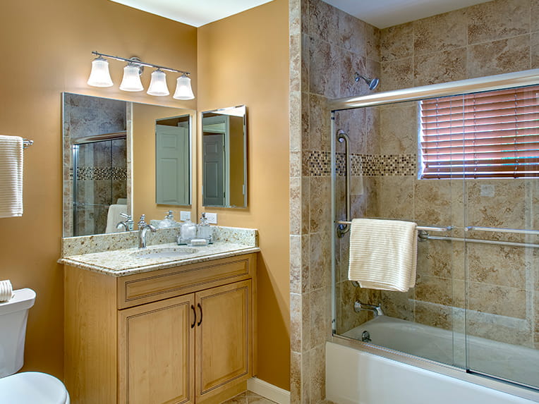 Banyan - 1705 square feet - 2 Bed, 2 Bath + Den