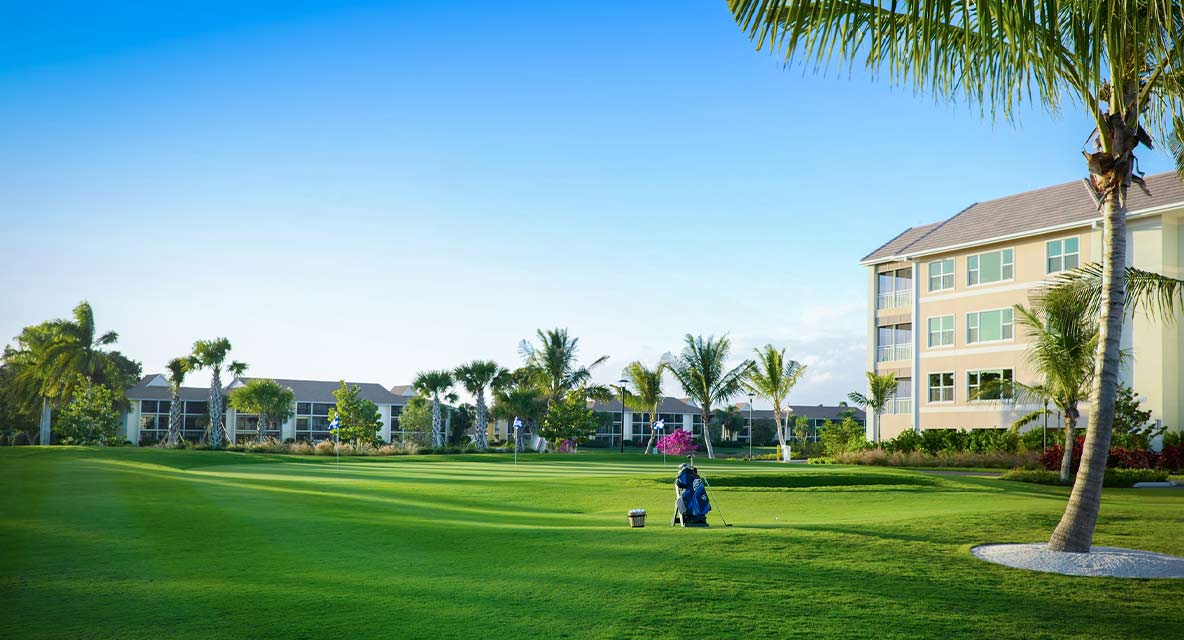 18-hole golf course at Vi at Bentley Village.