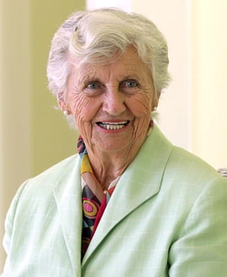 Shirley Hartmann’s life at Vi at Bentley Village is anything but par for the course.