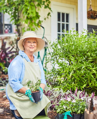 Plant House President Marlene Long